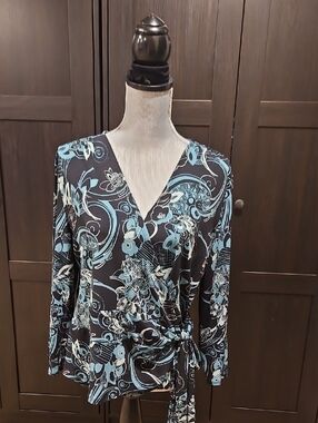 Womens Blue Floral Wrap Top